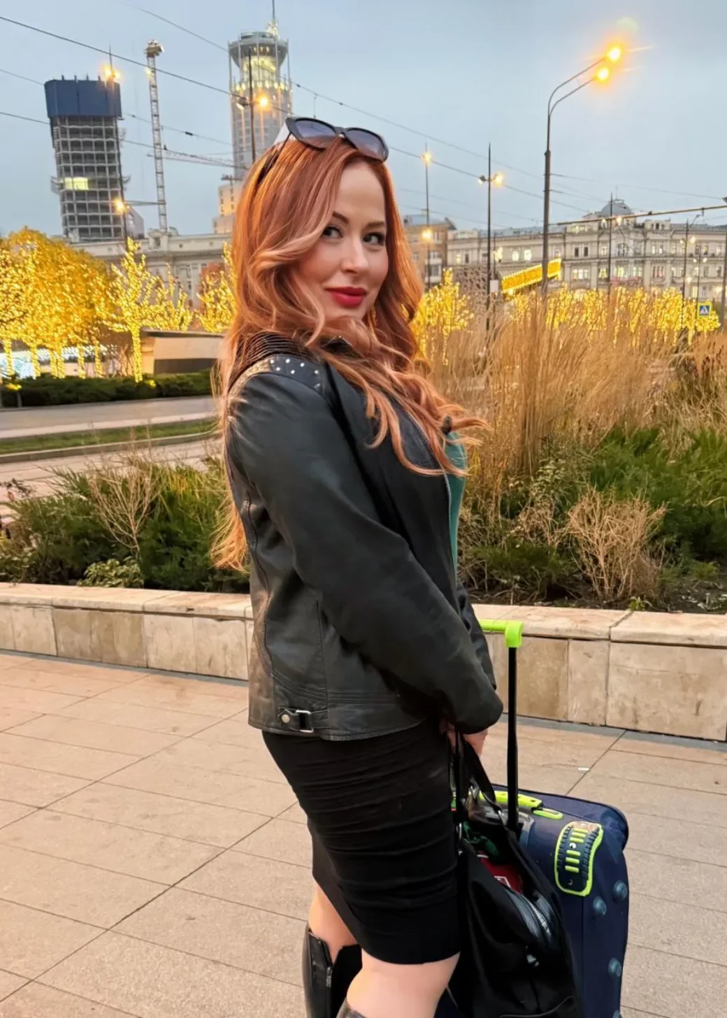 Varvara figura kak gitara thumbnail 2