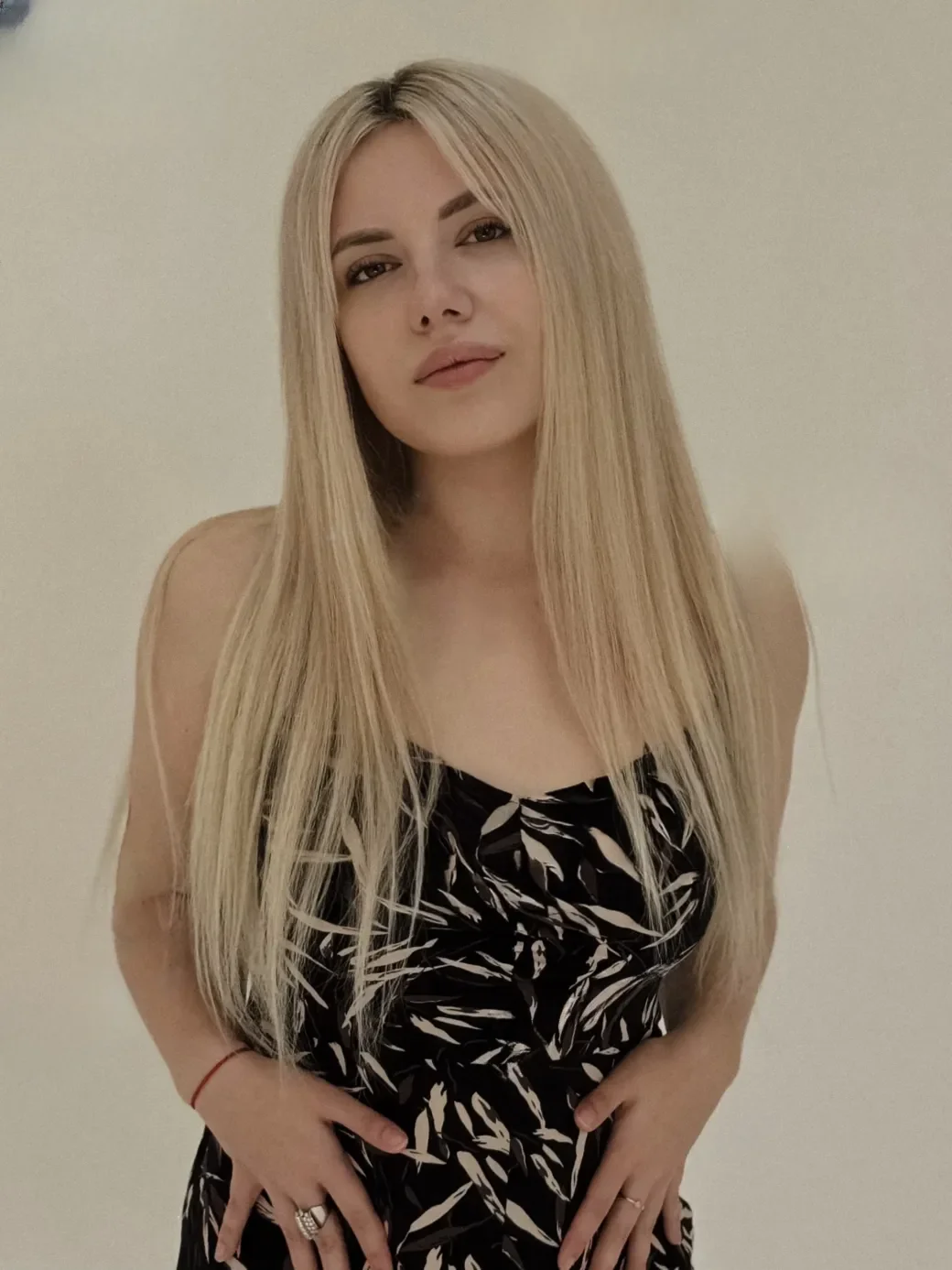 Anna thumbnail 3