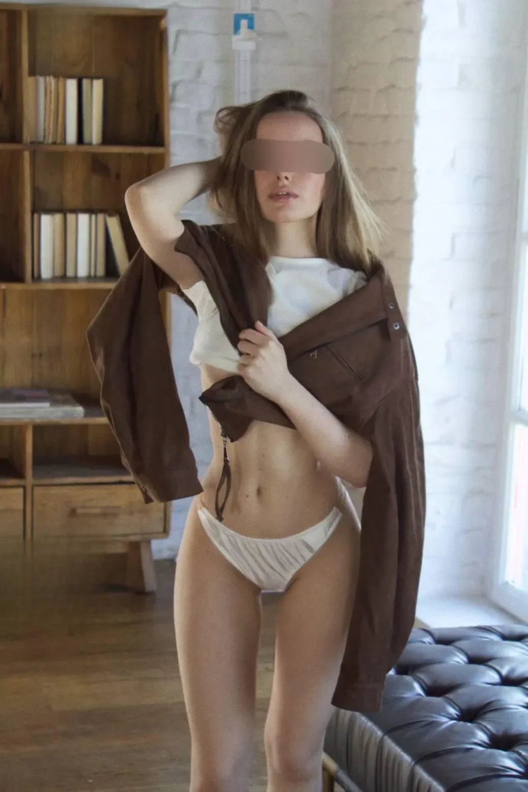Arina thumbnail 16