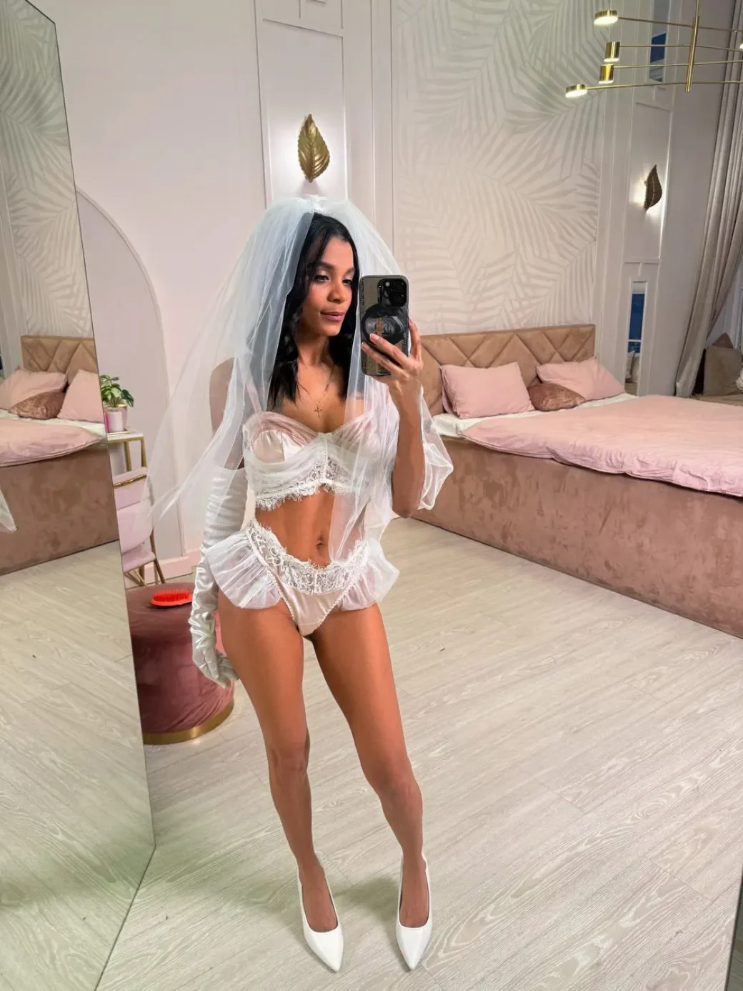 Esta thumbnail 6