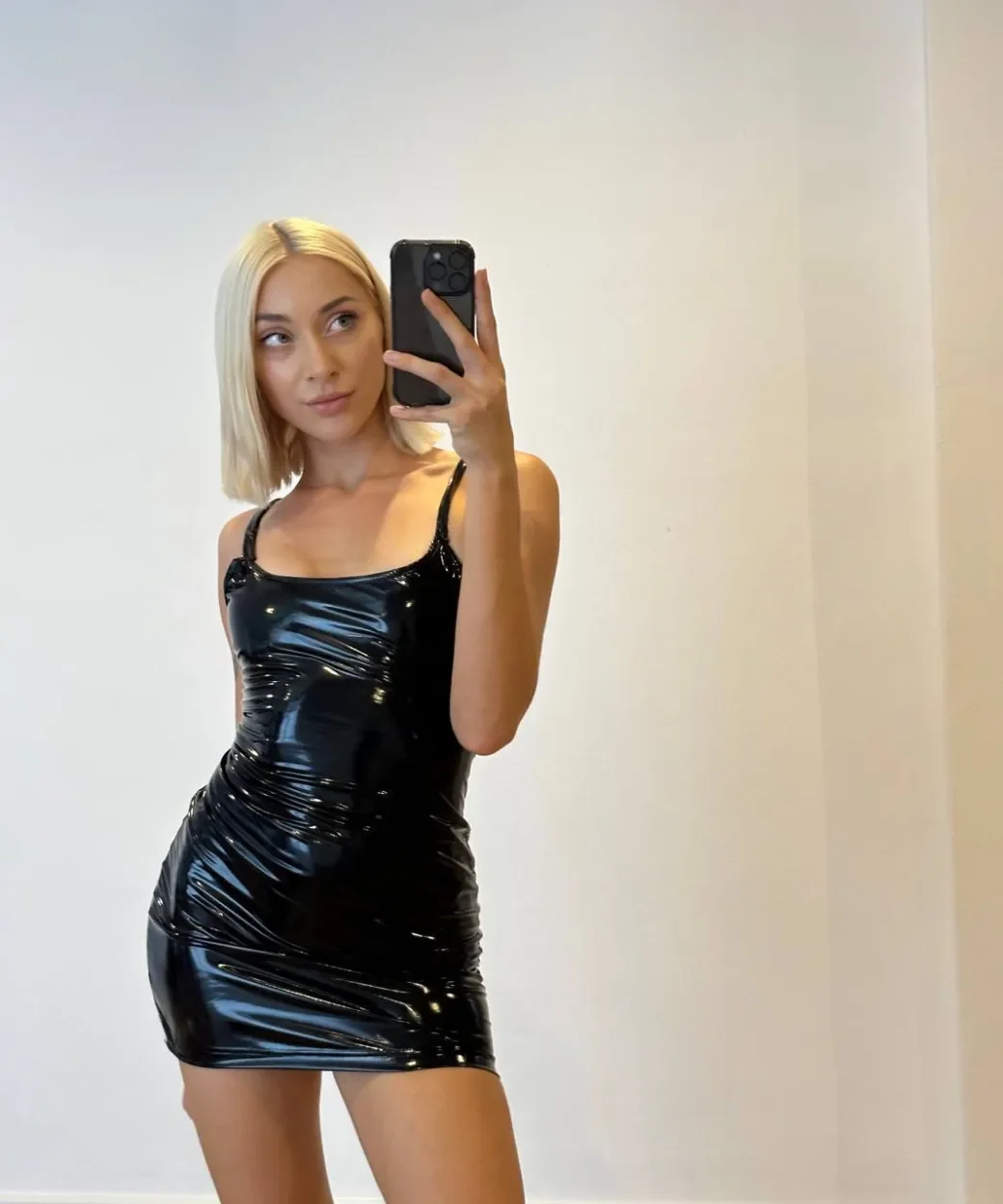 Kira thumbnail 7
