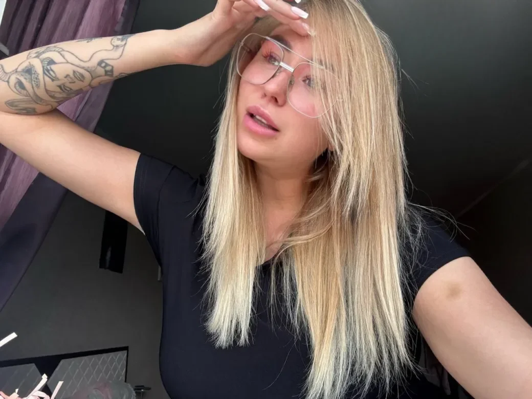 Dayana thumbnail 9