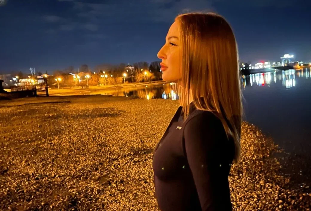 Alina thumbnail 12